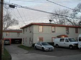Collect 3,150 per Month OR MORE on This 6-Unit Houston Apartment Complex